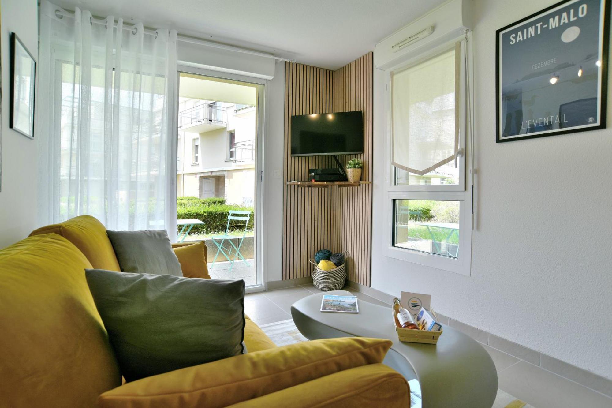 Escapade - Appartement Avec Jardin Et Parking Dinan Kültér fotó